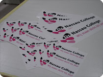 Stickers t.b.v. sponsoring Dr. Nassau College Assen
